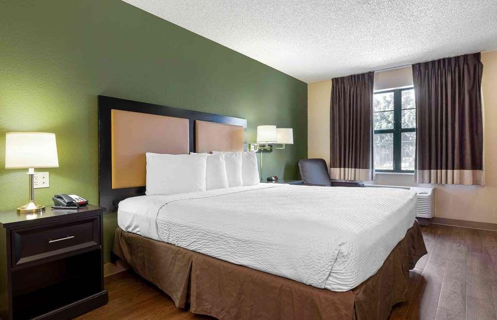 Extended Stay America Suites - San Diego - Carlsbad Village By The Sea Phòng bức ảnh